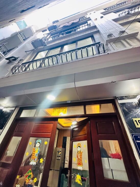 BÁN NHÀ LẠC LONG QUÂN – TÂY HỒ, DT32M2, 5 TẦNG, 3 P NGỦ, Ở LUÔN, GẦN HỒ TÂY (chỉ 7.88 t.ỷ)