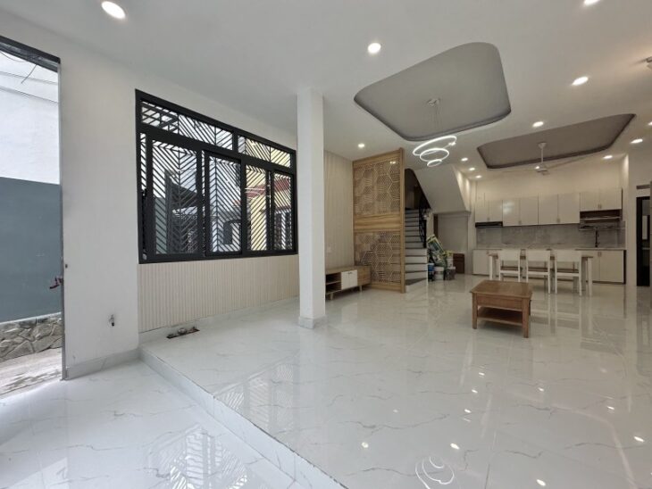 NHÀ NGANG 4 NỞ HẬU 6.5 – 64M² – 4T 4PN 5WC – CHỈ 7.3 TỶ! – THÍCH QUẢNG ĐỨC, PHÚ NHUẬN.