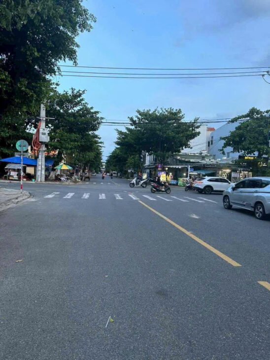 HẠ GIÁ BÁN NHANH CĂN VILLA LIỀN KỀ PHỐ AN THƯỢNG CÁCH BIỂN CHỈ 500m – CÓ SẴN DÒNG TIỀN CHO THUÊ