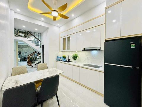 HÀNG HIẾM! 2 THOÁNG, VIEW ĐÀI TRUYỀN HÌNH – NHÀ ĐẸP, NGUYÊN HỒNG: 46M, 4T, 9.28 TỶ