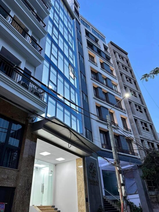 Cho thuê tòa nhà mặt phố Hồ Tùng Mậu, 75m2x 8 tầng, thông sàn, kinh doanh đỉnh