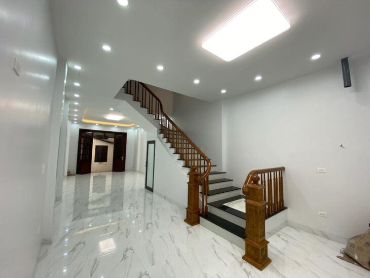 BÁN NHÀ VƯƠNG THỪA VŨ THANH XUÂN – GẦN PHỐ – PHÂN LÔ OTO ĐỖ CỬA – 50M 5T – NHỈNH 13TỶ