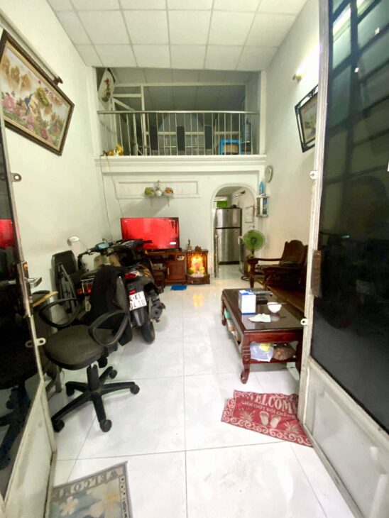 NHÀ 1 SẸC DƯƠNG THỊ MƯỜI – HẺM 5M THÔNG – XE NGỦ TRONG NHÀ