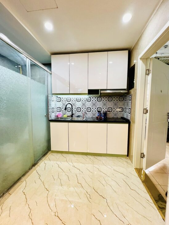 Bán CH tập thể tầng 5 phố Trần Quý Cáp,55m2,Full nt đẹp, ở luôn > 2 tỷ