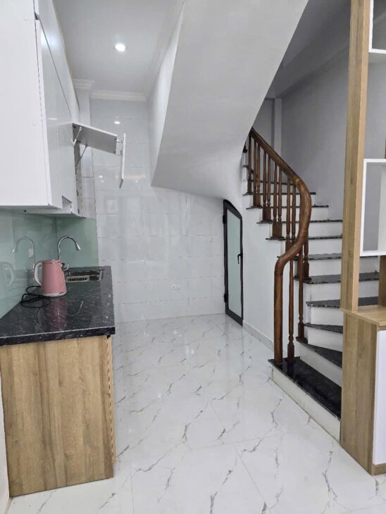 Nhà mới Đại Đồng, Nguyễn khoái, quận Hoàng Mai, Hà nội 5 tầng x 30m2 giá 4.95 tỷ