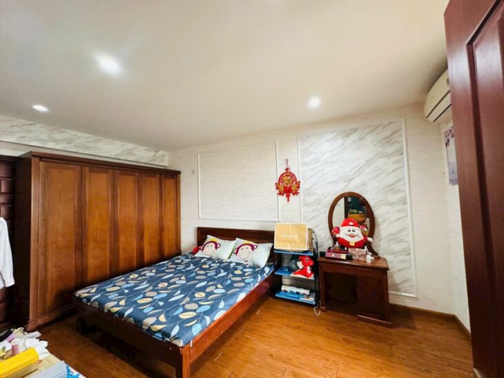 Cho thuê căn hộ 2pn chung cư 102 Trường Chinh, TX. Full nội thất