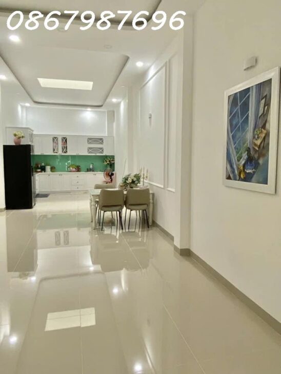 Bán Nhà 3 Tầng Mặt Tiền Đường Trịnh Phong, P. Tân Lập, TP. Nha Trang – Giá 13.5 Tỷ