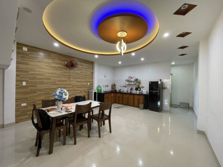 NHÀ ĐẸP 3 TẦNG 3 MÊ MỚI KENG – MẸ THỨ- HÒA XUÂN -GIÁ CHỈ 5,7 TỶ