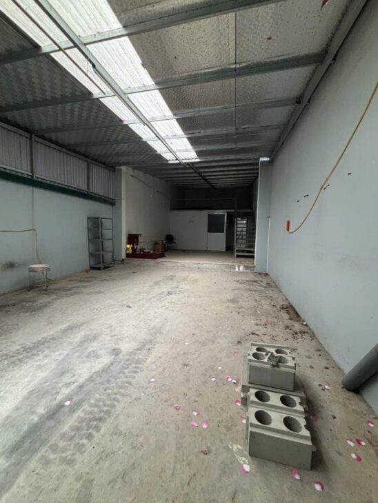 BÁN ĐẤT TÂY HỒ LÔ GÓC NGÕ THÔNG Ô TÔ TRÁNH VÀI BƯỚC RA HỒ TÂY TIỆN ÍCH BẠT NGÀN GẦN LOTEL ,NGOẠI