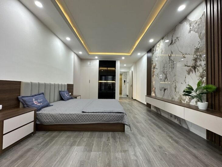 NHÀ MỚI HOÀNG HOA THÁM – BA ĐÌNH – 40M2 x6T-MT 5M-8.9 TỶ-Ô TÔ ĐỖ 24/24