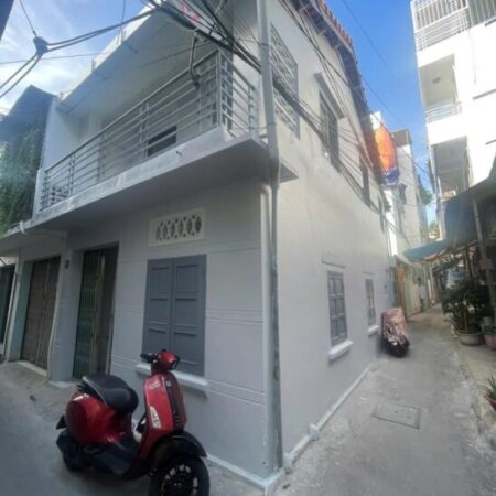 Bán Nhà 1 Trệt 1 Gác Góc 2 Mặt Hẻm Trần Nguyên Hãn, P. Phước Hoà, TP. Nha Trang