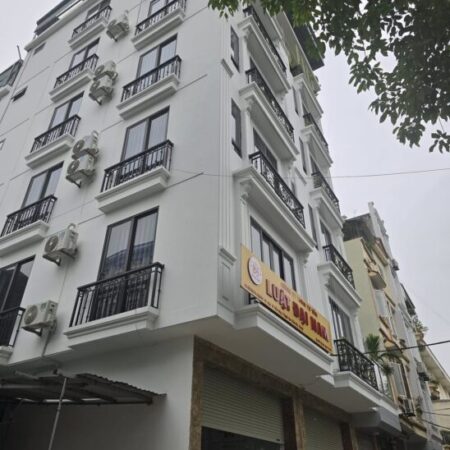 PHÂN LÔ TRẦN CUNG ÔTÔ 16 CHỖ TRÁNH NHAU, THANG MÁY, LÔ GÓC, KINH DOANH, NHÀ MỚI, GIÁ QUÁ MỀM, CHỦ