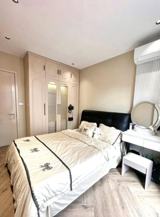 BÁN NHÀ DÂN XÂY VỮNG CHẮC VẠN PHÚC, HÀ ĐÔNG. DT40M2, 4 TẦNG. NGÕ XE 3 GÁC ĐỖ, VÀI CHỤC M RA PHỐ