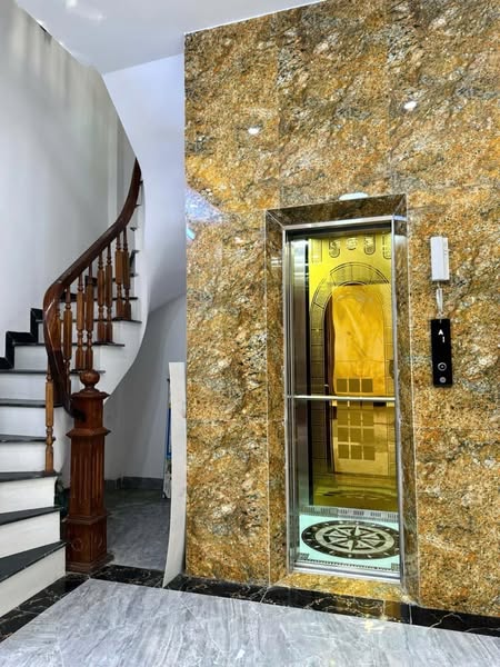 NHÀ ĐẸP VIỆT HƯNG – LONG BIÊN LÔ GÓC 2 THOÁNG, DIỆN TÍCH 40M, NHÀ 5 TẦNG THIẾT KẾ HIỆN ĐẠI SẴN