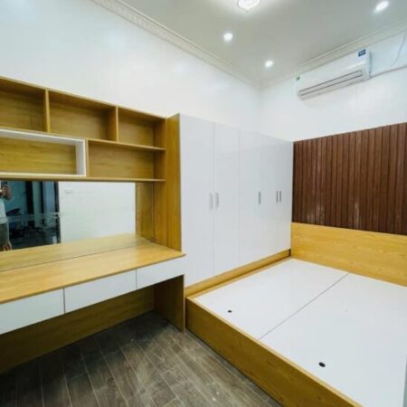 BÁN NHÀ TO Ở KIM NGƯU – Q.HAI BÀ TRƯNG 42m2,giá ưu đãi nhỉnh 6 tỷ
