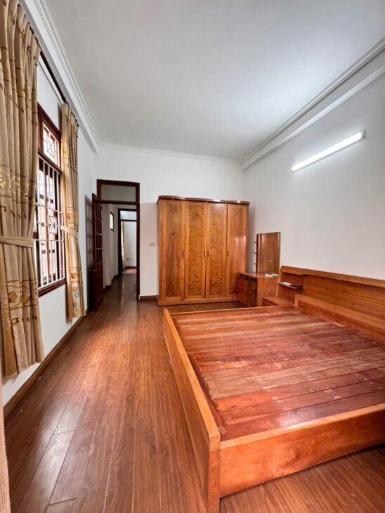 BÁN NHÀ GIÁP NHẤT THANH XUÂN, GẦN PHỐ, DT57M LÔ GÓC 3 THOÁNG, NHÀ ĐẸP Ở NGAY, 11.X TỶ