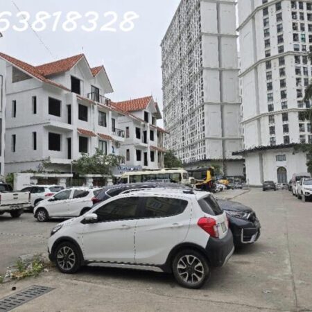 BIỆT THỰ HOÀNG TRỌNG MẬU – PHÂN LÔ – 3 XE CÔNG TRÁNH NHAU – HIẾM NHÀ BÁN DT: 200 m2 chỉ hơn
