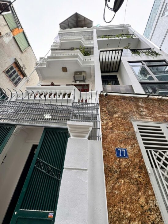 BÁN NHÀ QUAN NHÂN THANH XUÂN, GẦN PHỐ, DT56M 5T LÔ GÓC 3 THOÁNG, NHÀ ĐẸP Ở NGAY, 11.X TỶ