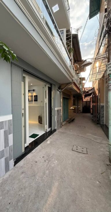 BÁN NHÀ 3 TẦNG, 27M2, NGAY Q.8 – cách hẻm ô tô mấy bước chân – GIÁ 3.2 TỶ – SỔ HỒNG CHÍNH CHỦ