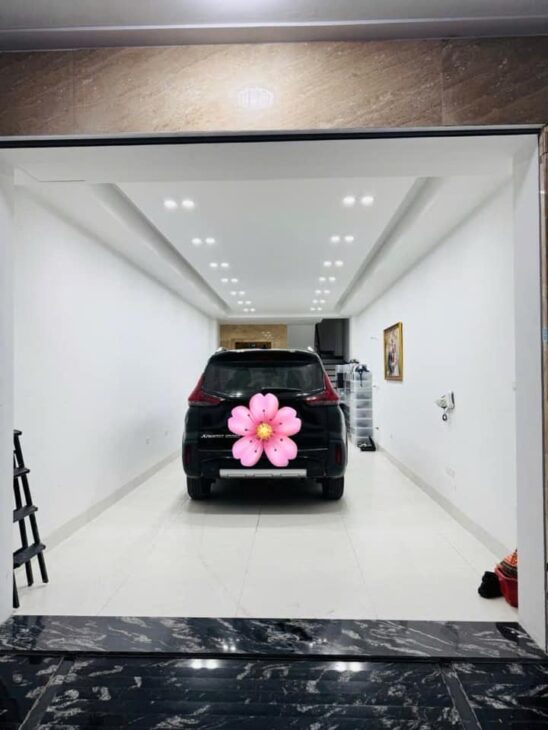 CỰC HIẾM NHỈNH 6.5 TỶ NHÀ MỚI TT THANH XUÂN, GARA Ô TÔ KINH DOANH, LH 0975666943 CỰC HIẾM NHỈNH