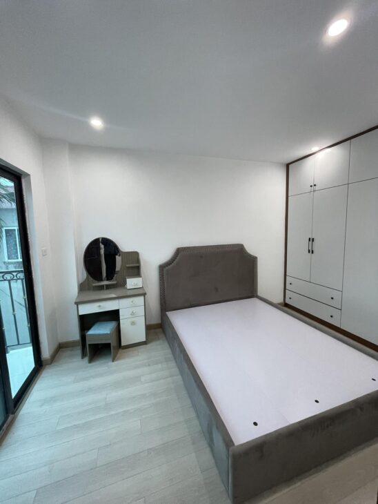 CỰC HIẾM NHỈNH 6.5 TỶ NHÀ MỚI TT THANH XUÂN, GARA Ô TÔ KINH DOANH, LH 0975666943 CỰC HIẾM NHỈNH