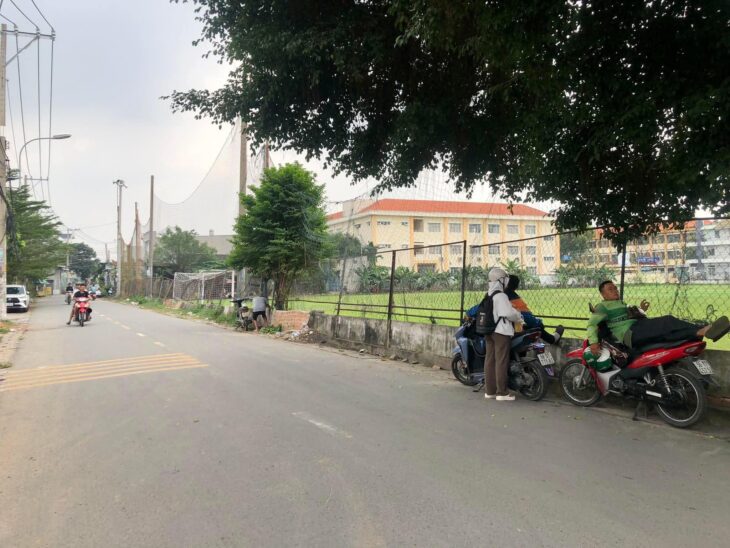 BÁN NHÀ NGAY SÂN BANH TÂN XUÂN – HẺM XE TẢI – ĐANG CHO THUÊ 6Tr/Tháng. 79 M2. GIÁ CHỈ 3,7 TỶ.