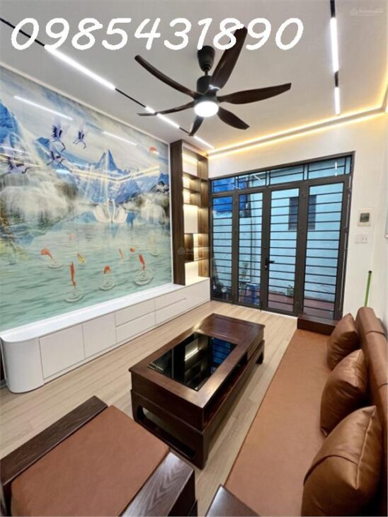 Bán nhà siêu phẩm 2 tầng cạnh chợ Hà Đông HN, 34m2 nhỉnh 5 tỷ
