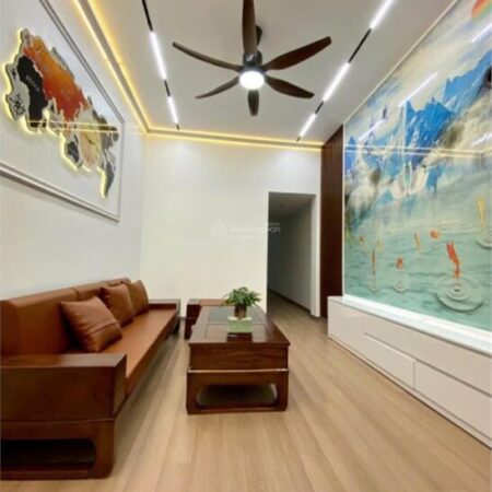 Bán nhà siêu phẩm 2 tầng cạnh chợ Hà Đông HN, 34m2 nhỉnh 5 tỷ