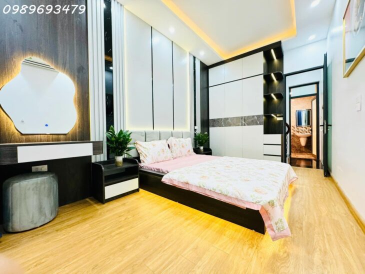 Nhà đẹp dân xây, Giá 7.8 tỷ Khương Hạ, Thanh Xuân, 40m, 4 tầng, cách ô tô 15m, gần Hồ, an sinh cực
