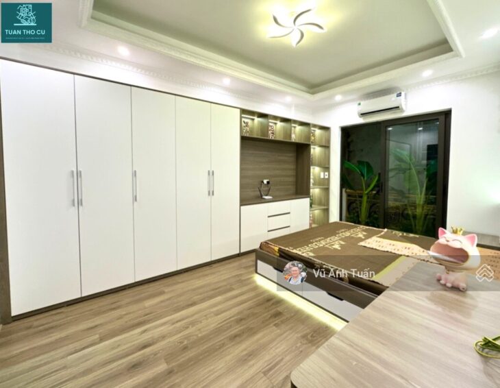 Nhà mặt phố Hưng Phúc, OTO đỗ cửa, Thang Máy NK,TK Hiện Đại, 5 tầng, 56m2, 10 tỷ