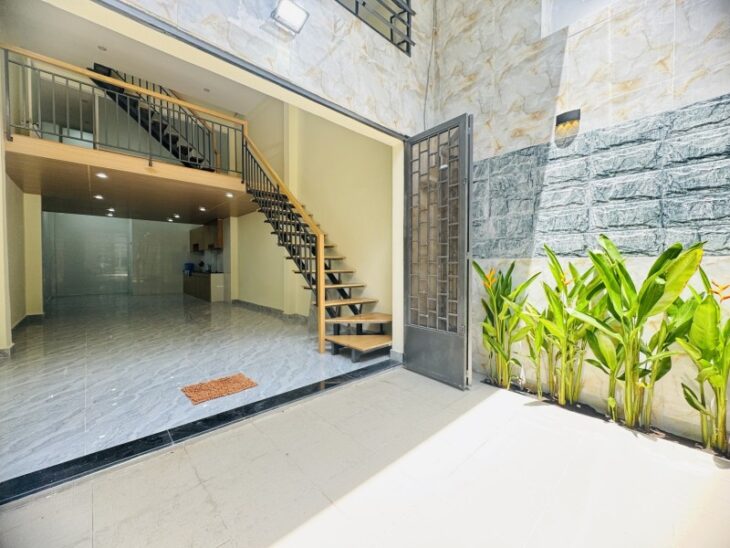 Bán nhà TRƯỜNG SA PHÚ NHUẬN – hẻm thông gần mặt tiền – 65m2 – 3 tầng kiên cố
