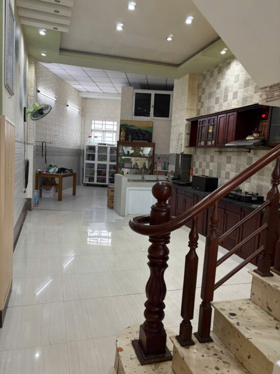 109. Nhà 10 Triệu 3 Phòng Ngủ Gần Vincom Hùng Vương Thuận Lợi Cho Việc KD