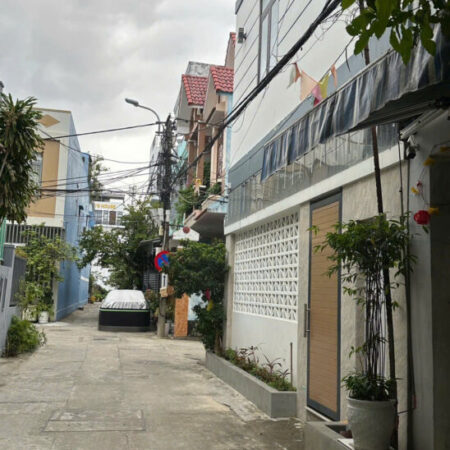 Bán nhà 2 tầng kiên cố đường nguyễn văn thoại,quận ngũ hành sơn,Đà Nẵng giá 7,x tỷ