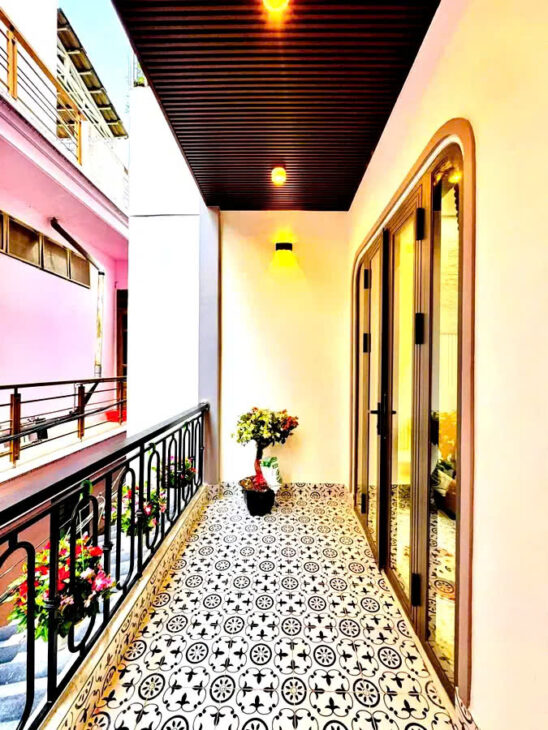 BÁN NHÀ TỐT HẺM XE TẢI 8M KINH DOANH- GẦN CHỢ – MỚI ĐẸP – Ở VÀ KD r LÀM VĂN PHÒNG NGUYỄN TƯ GIẢN