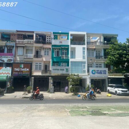 Bán nhà MTKD Ngay Nguyễn Hoàng, Q2 giá thị trường 20 tỷ giảm 17,3 tỷ