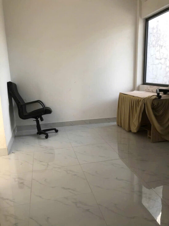 Cho thuê nhà nguyên căn 2 tầng mặt tiền Bùi Thị Xuân, TP Huế.