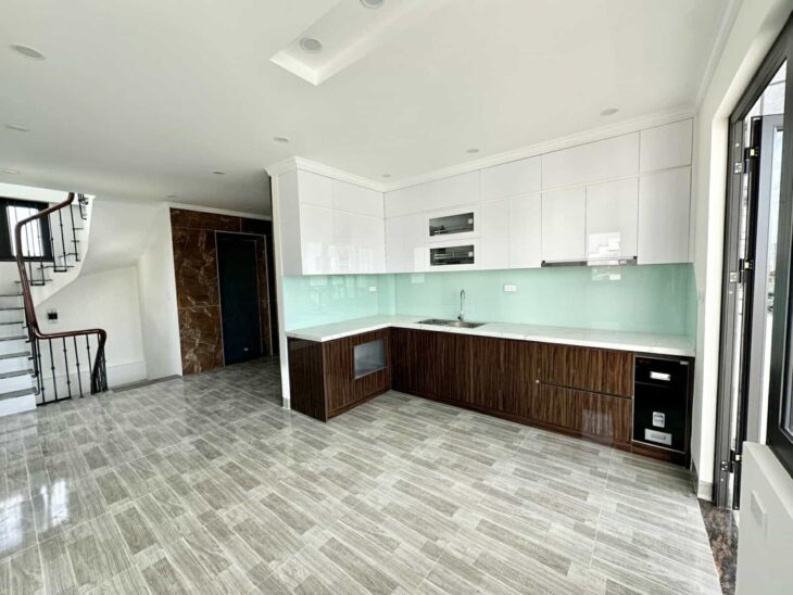 LIỆU CÓ CHÓNG VÁNH! Chính chủ bán nhà Phúc Lợi, gara, thang máy, 42m2, 7.45 tỷ