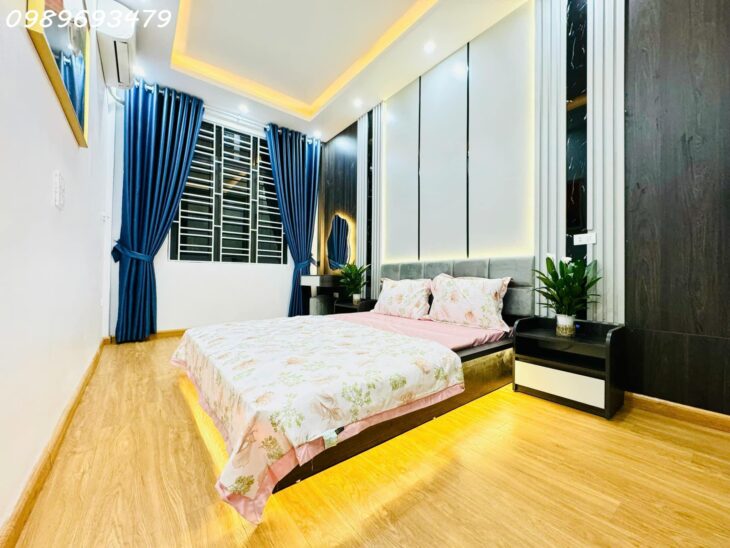 Nhà đẹp dân xây, Giá 7.8 tỷ Khương Hạ, Thanh Xuân, 40m, 4 tầng, cách ô tô 15m, gần Hồ, an sinh cực