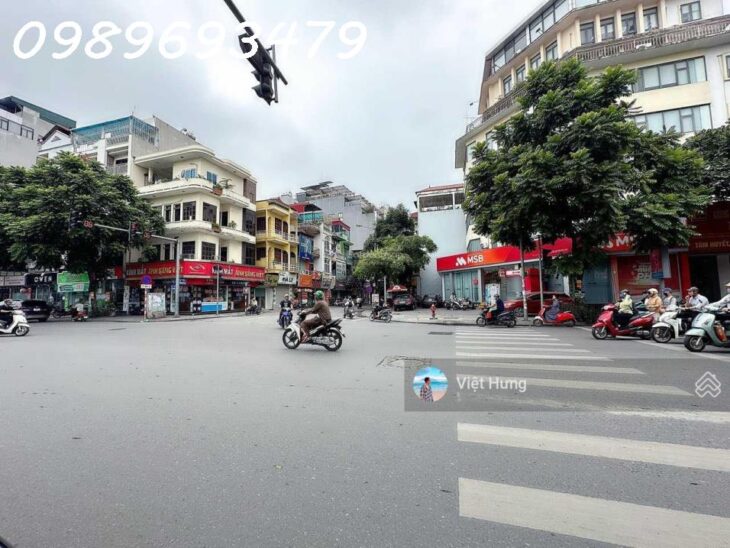 Chính chủ tôi cần bán nhà 74.5m2 mặt phố Hoàng Văn Thái ngã 3 Lê Trọng Tấn đắc địa.