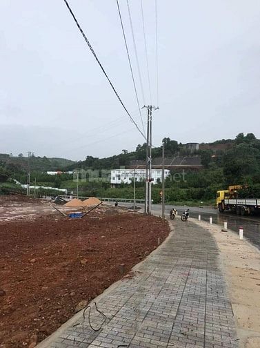 Chính chủ bán đất thổ cư 650tr/ lô MT đường nhựa Âu Cơ, TP Bảo Lộc, vị trí đắc địa đầu tư là thắng