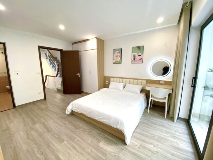 NHÀ ĐẸP – QUAN HOA – CẦU GIẤY – 35M2 X 4 TẦNG – 7.9 TỶ – Ô TÔ VF3 CHẠY ẦM ẦM