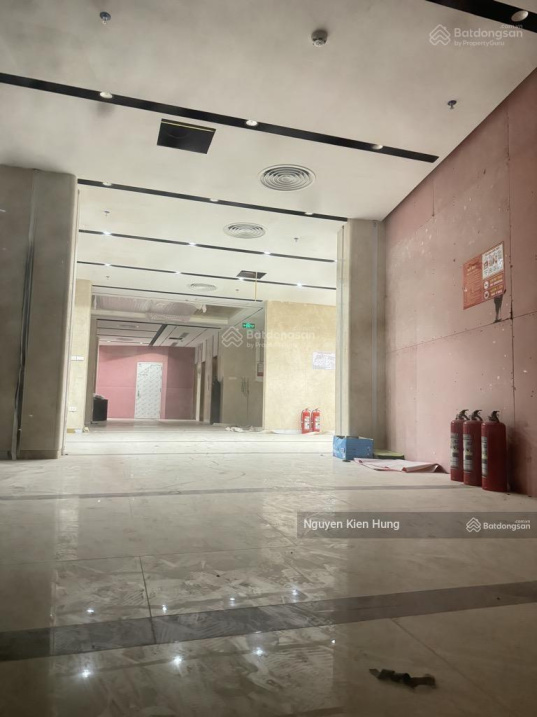 Tòa nhà mặt phố lô góc – Diện tích khủng 336m2 – Mặt tiền khủng 38m – Đường Phạm Văn Đồng 259 tỷ