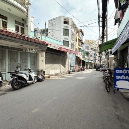 Nhà MẶT TIỀN đường NGUYỄN THƯỢNG HIỀN – B THẠNH – nở hậu 10m x 17m.