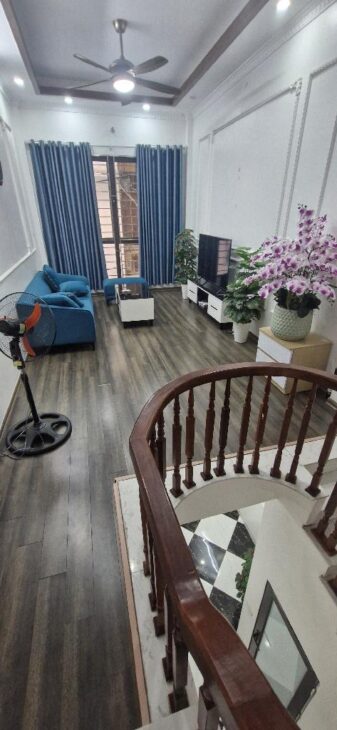 BÁN NHÀ PHỐ LÊ TRỌNG TẤN, Ô TÔ ĐỖ CỬA, 5 TẦNG, 39m, 8.2 tỷ