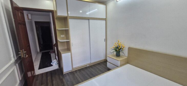 BÁN NHÀ PHỐ LÊ TRỌNG TẤN, Ô TÔ ĐỖ CỬA, 5 TẦNG, 39m, 8.2 tỷ