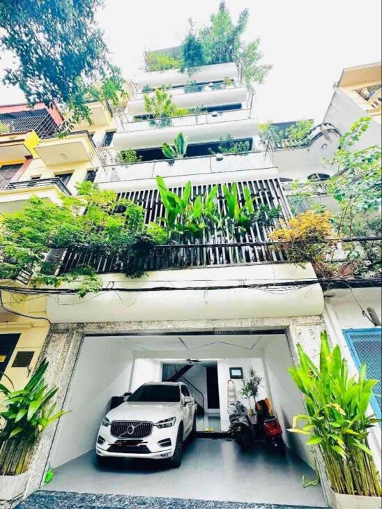 SIÊU PHẨM NHÀ XÂY MỚI QUẬN HAI BÀ TRƯNG, DT 86M2 X 7 TẦNG THANG MÁY, HƠN 6M MẶT TIỀN, GARA RỘNG 2 Ô