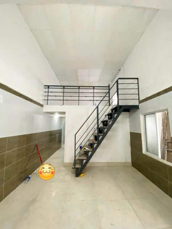 NHÀ KIỆT PHẠM VĂN NGHỊ VÀO Ở NGAY CHỈ 2 TỶ