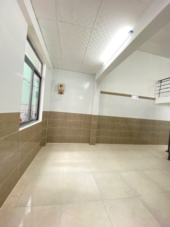 NHÀ KIỆT PHẠM VĂN NGHỊ VÀO Ở NGAY CHỈ 2 TỶ