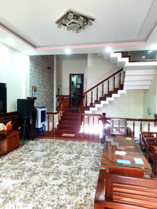 # Mặt Tiền Nguyễn Hữu Thọ, 85m2, 4 tầng đúc còn Mới, Xây Tâm Huyết, chất lượng, Vị trí KD VIP, 12.x