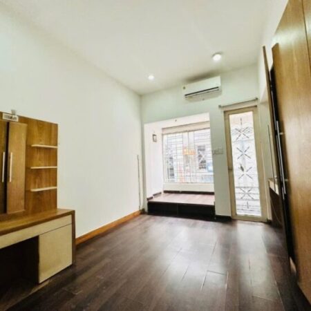 ► Thẳng 50m ra Nguyễn Thị Minh Khai, gần TT Hành Chính, 42m2, 2 tầng, 2.x tỷ